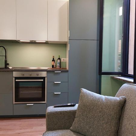 2 Via Fabio Mangone Apartment Milan Exterior photo