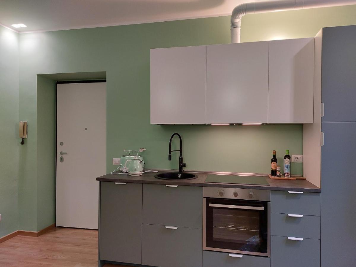 2 Via Fabio Mangone Apartment Milan Exterior photo